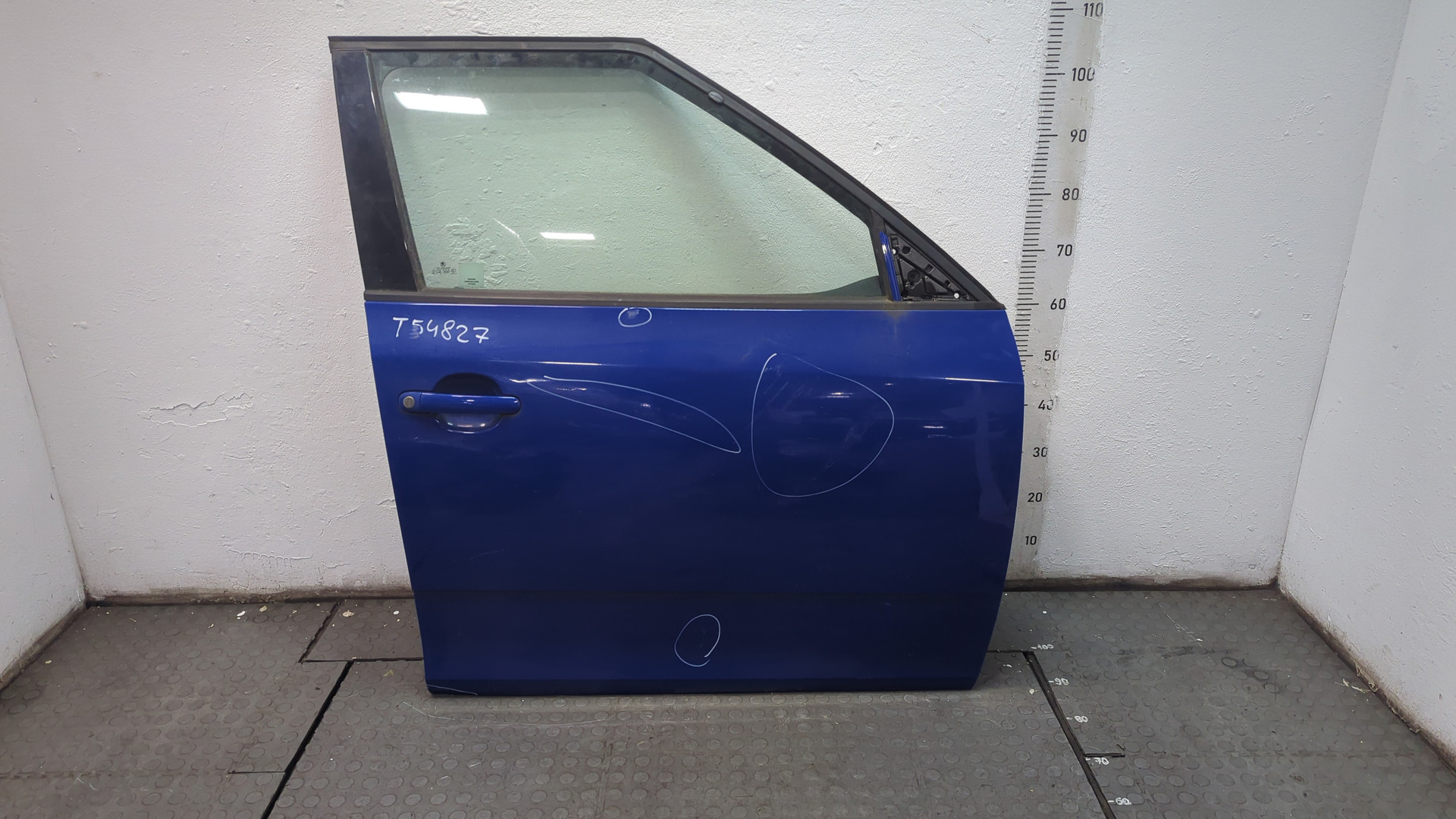 Дверь передняя правая