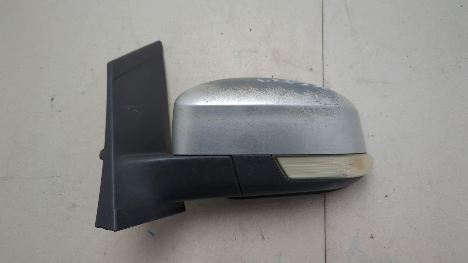 Зеркало левое электрическое