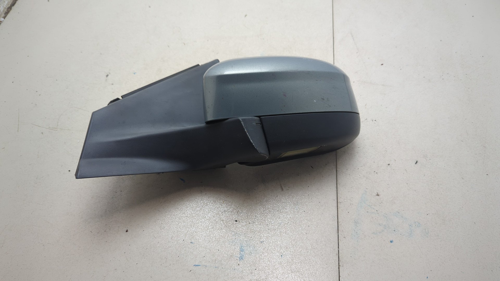 Зеркало левое электрическое