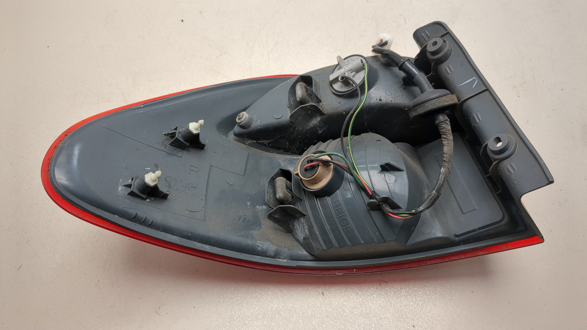 Фонарь задний правый