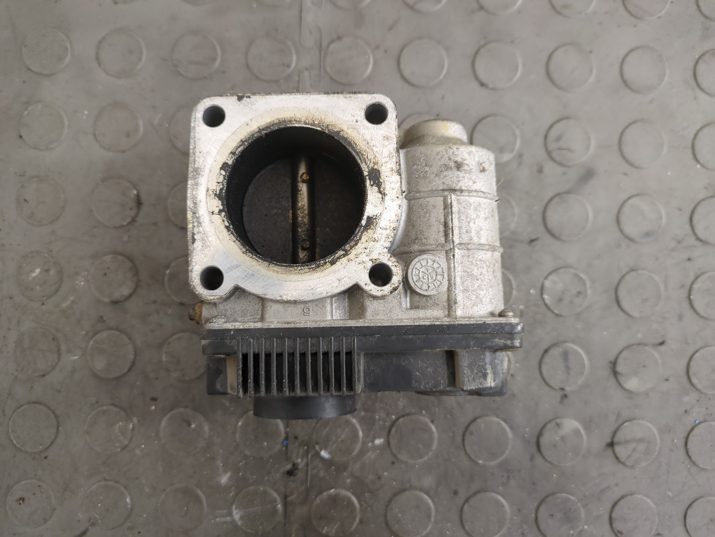 Заслонка дроссельная электрическая