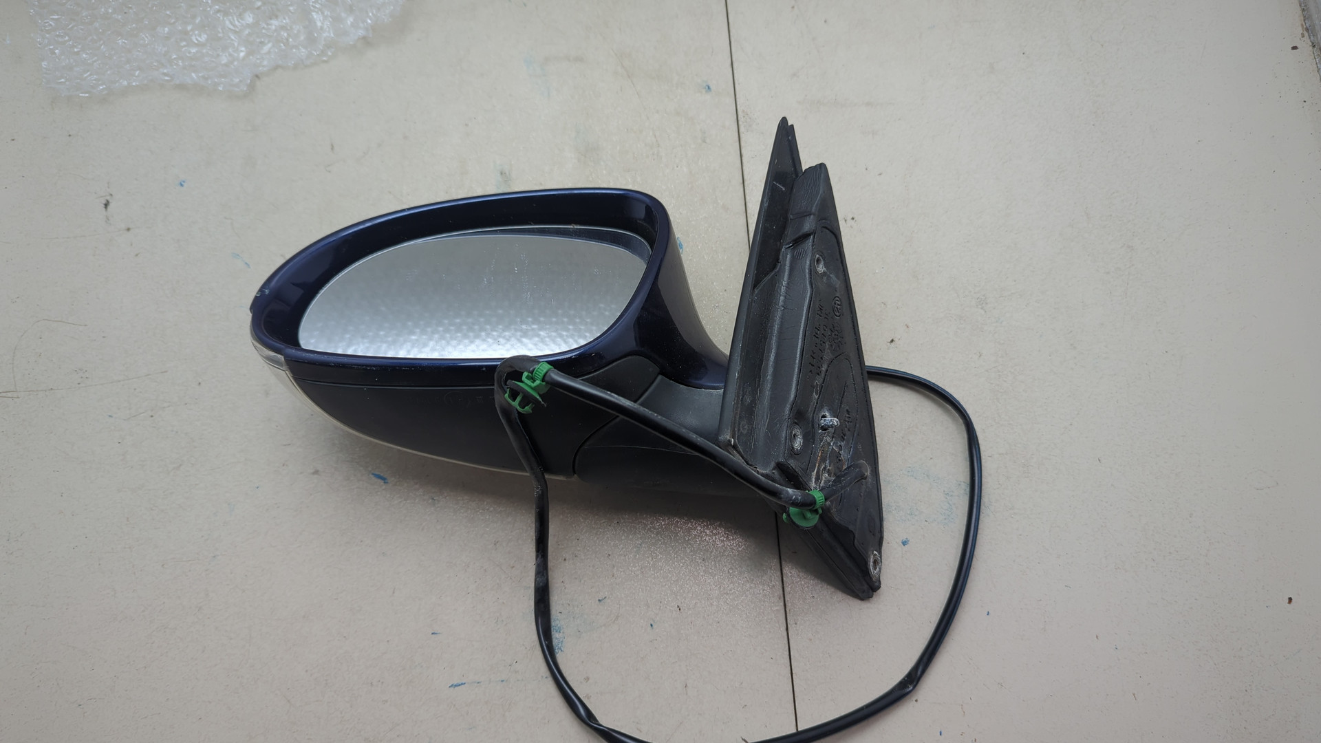 Зеркало левое электрическое