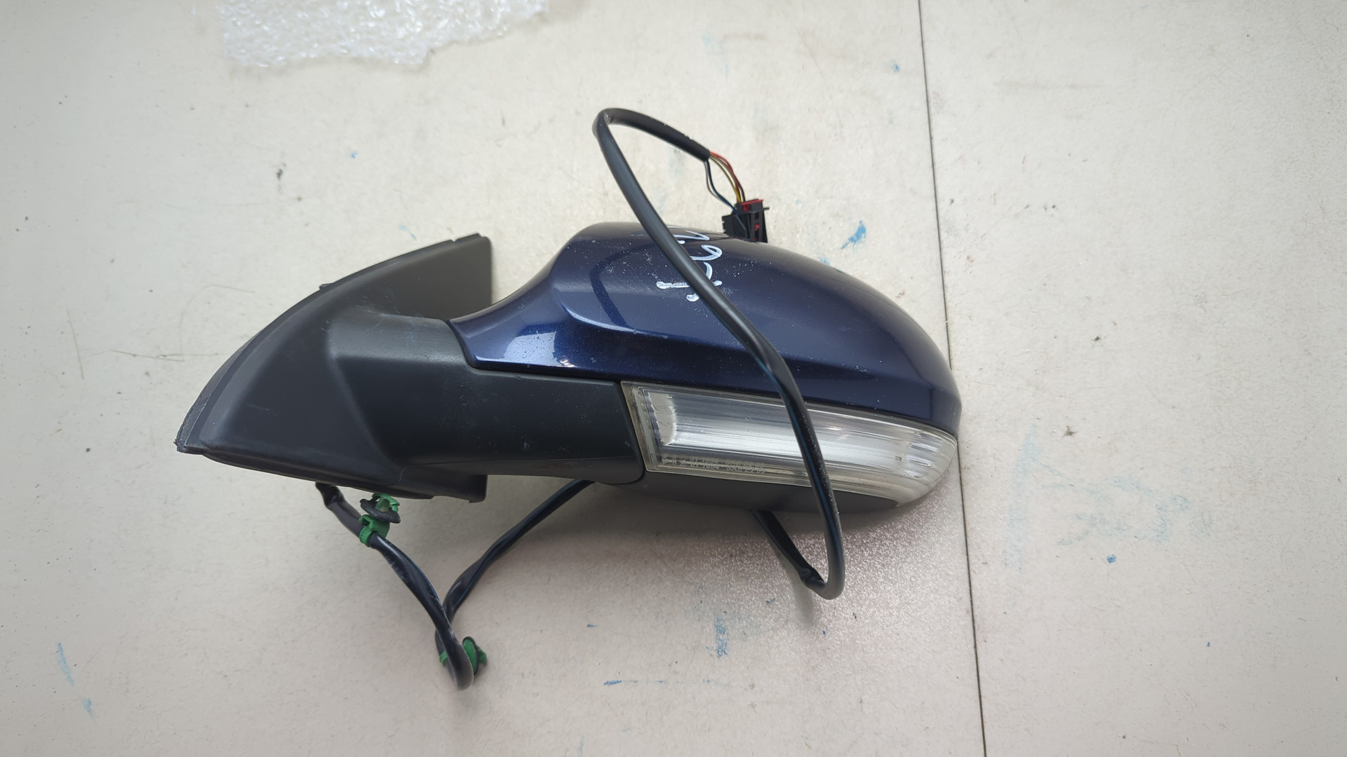 Зеркало левое электрическое