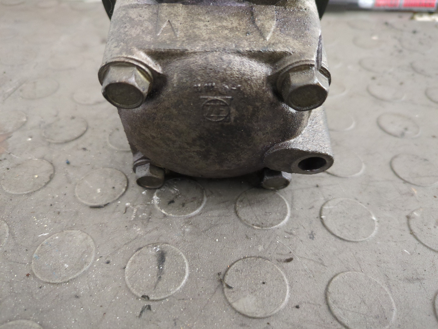 Насос ГУР (гидроусилитель руля)