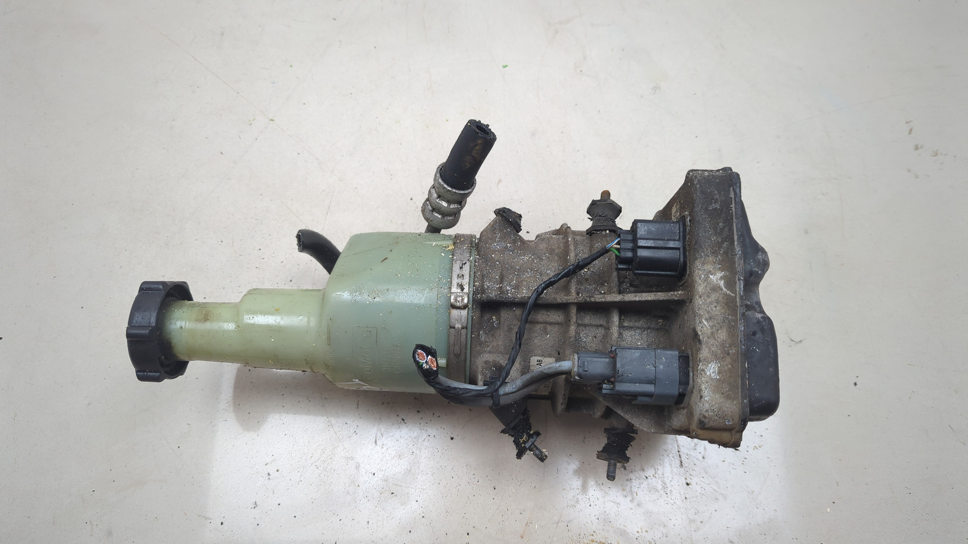 Насос ГУР (гидроусилитель руля)