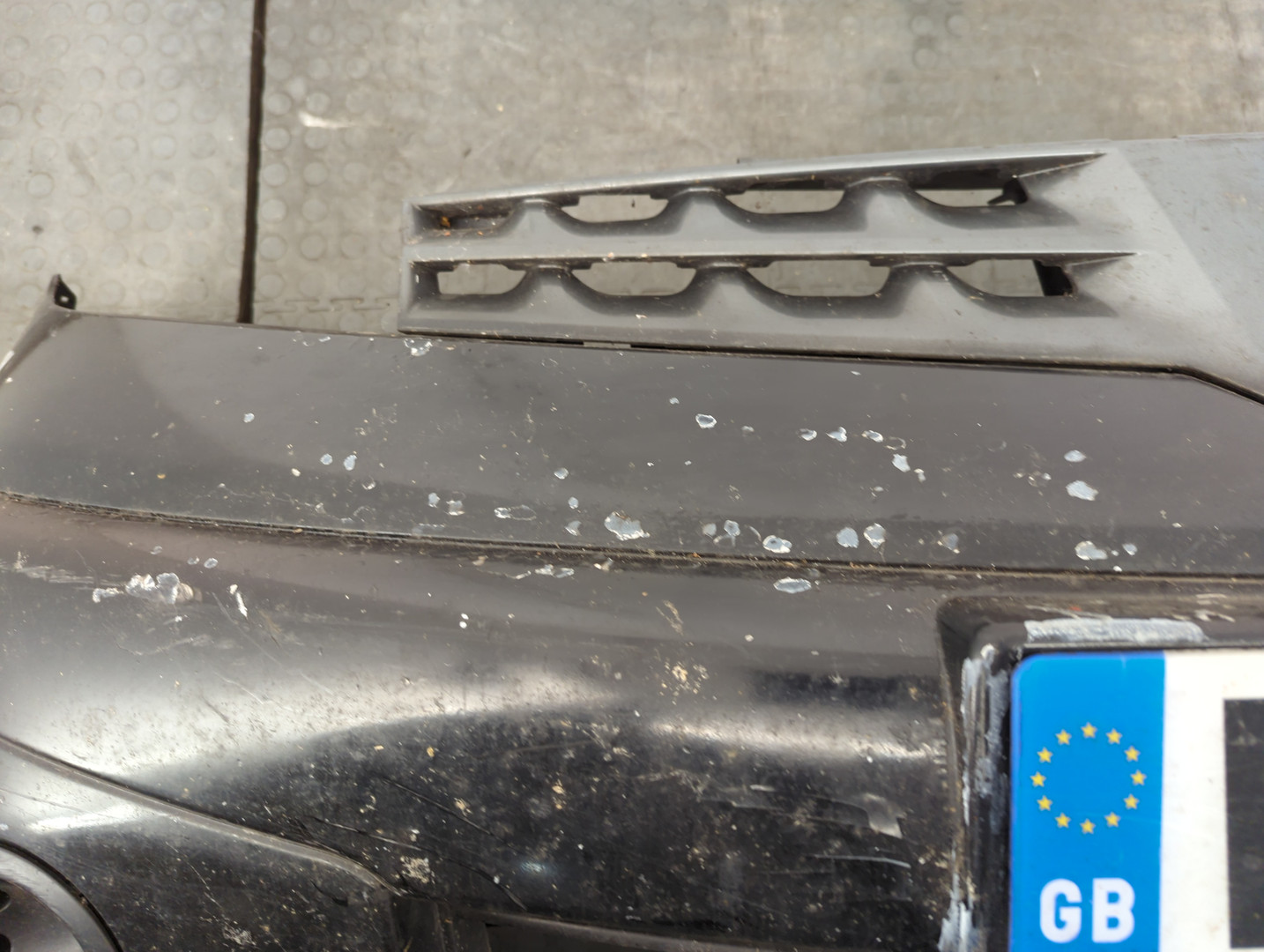 Бампер передний