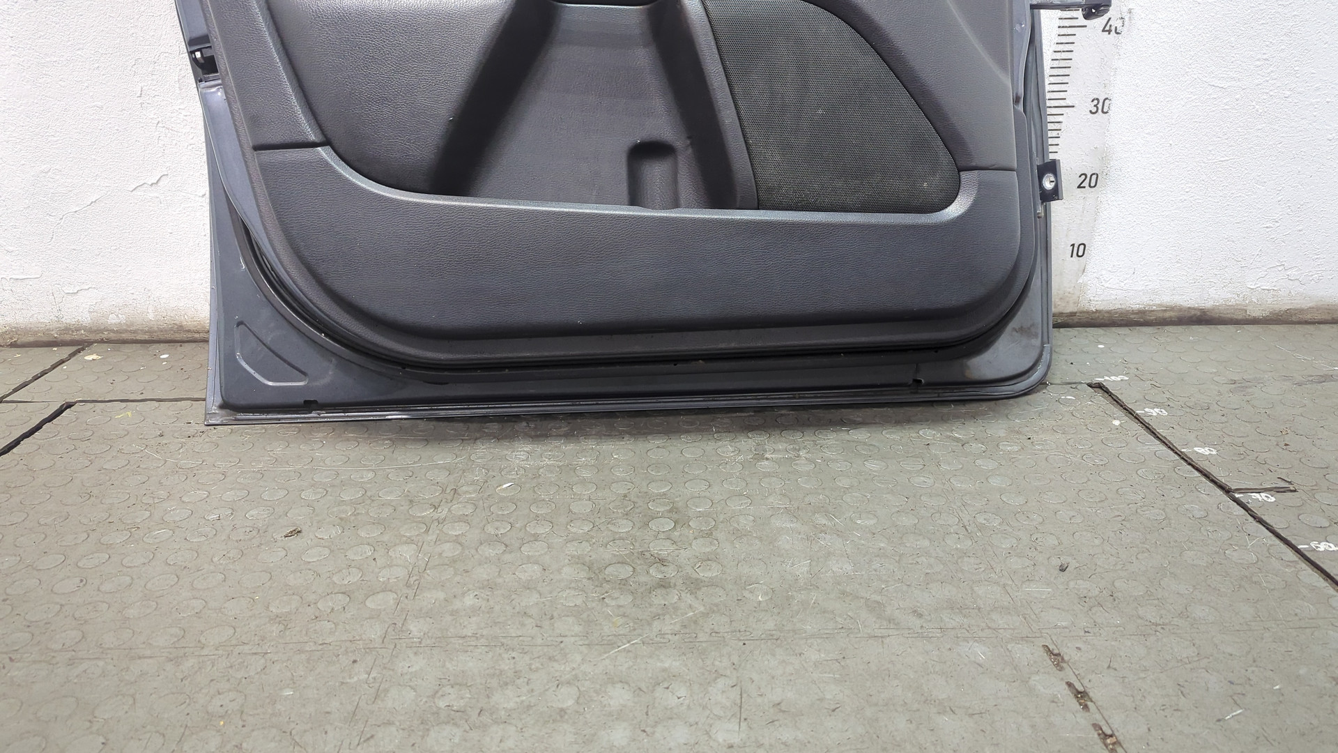 Дверь передняя левая