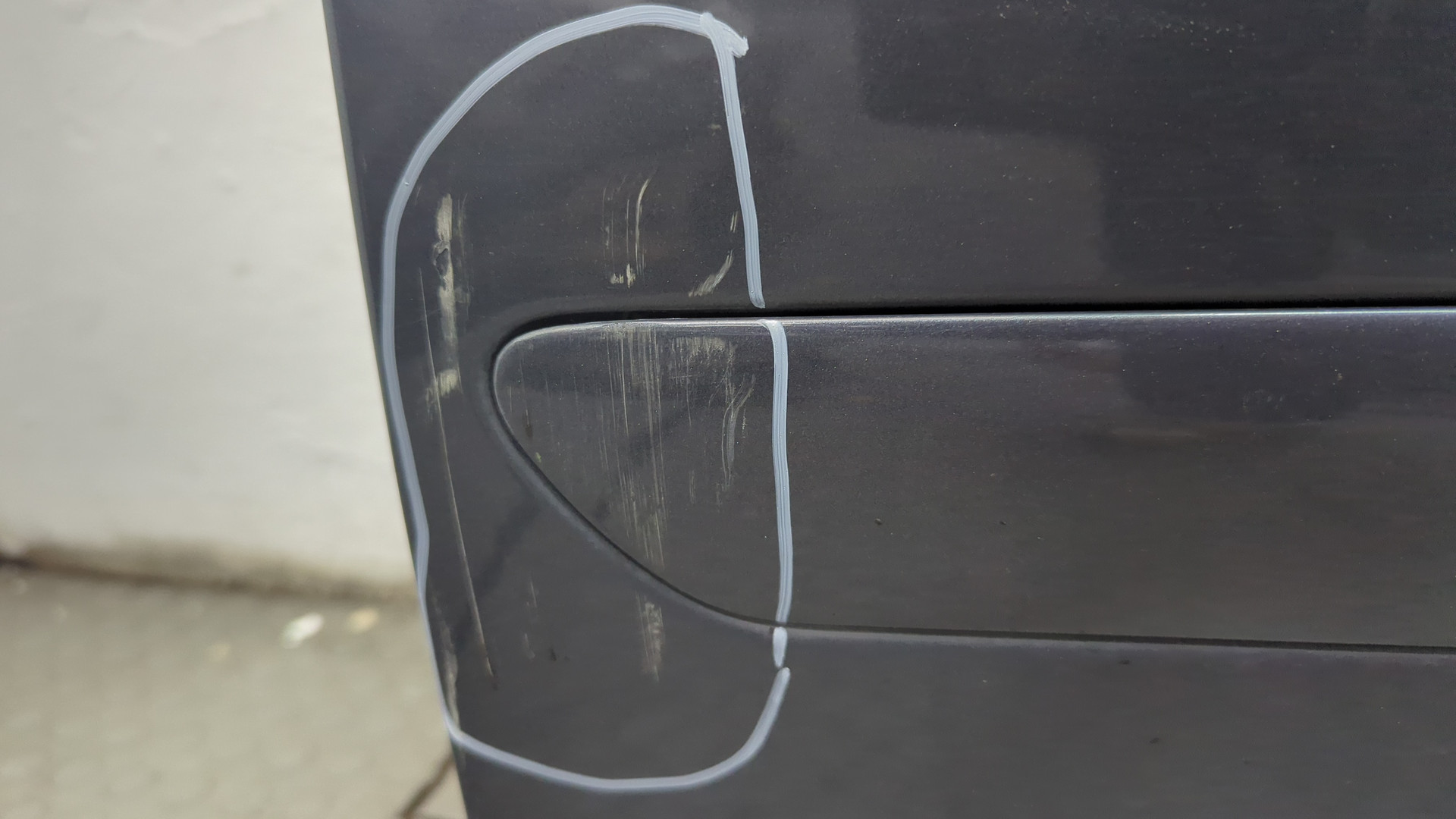 Дверь передняя левая