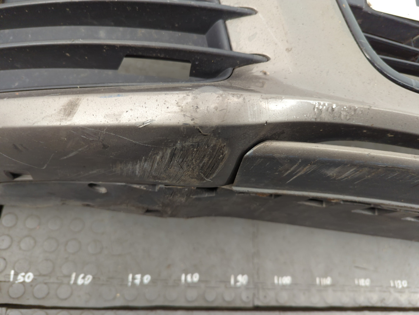 Бампер передний