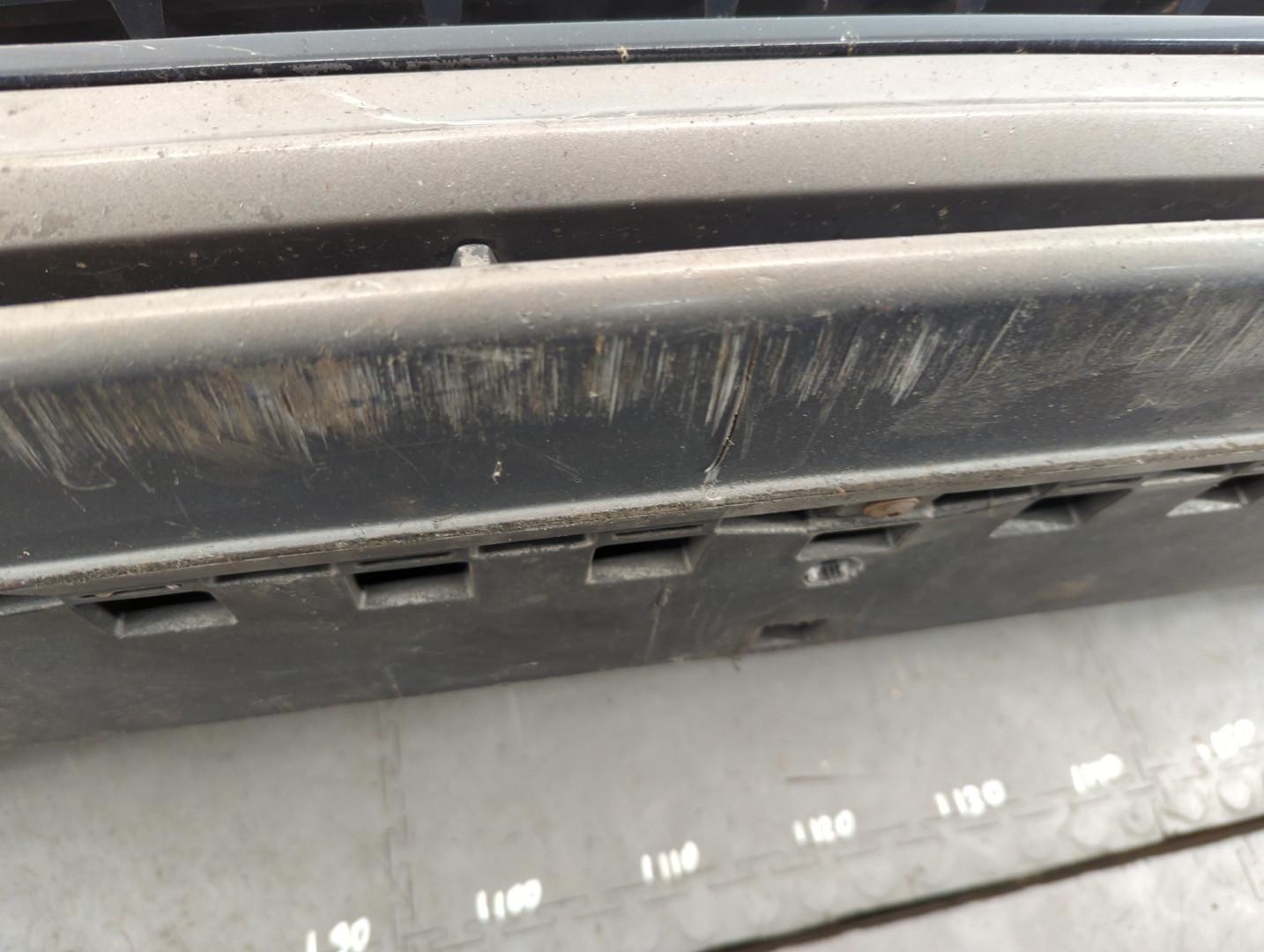 Бампер передний