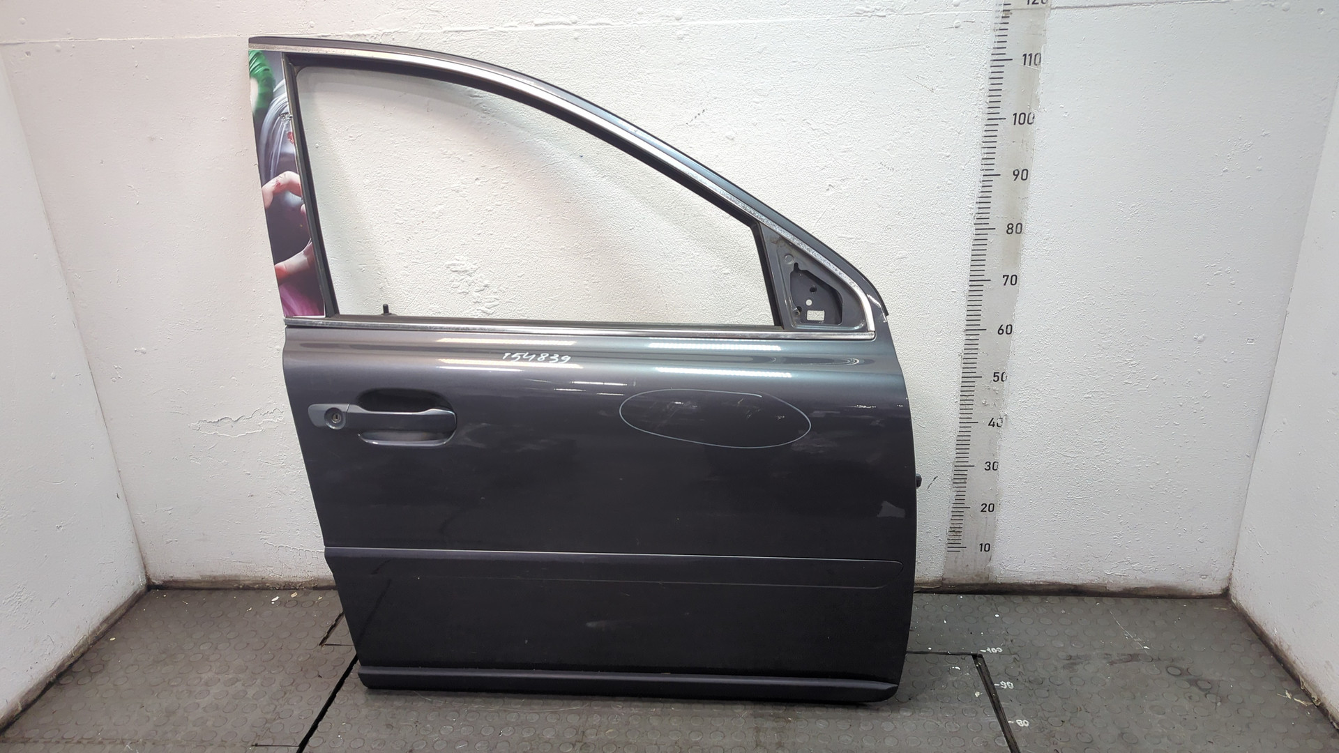 Дверь передняя правая