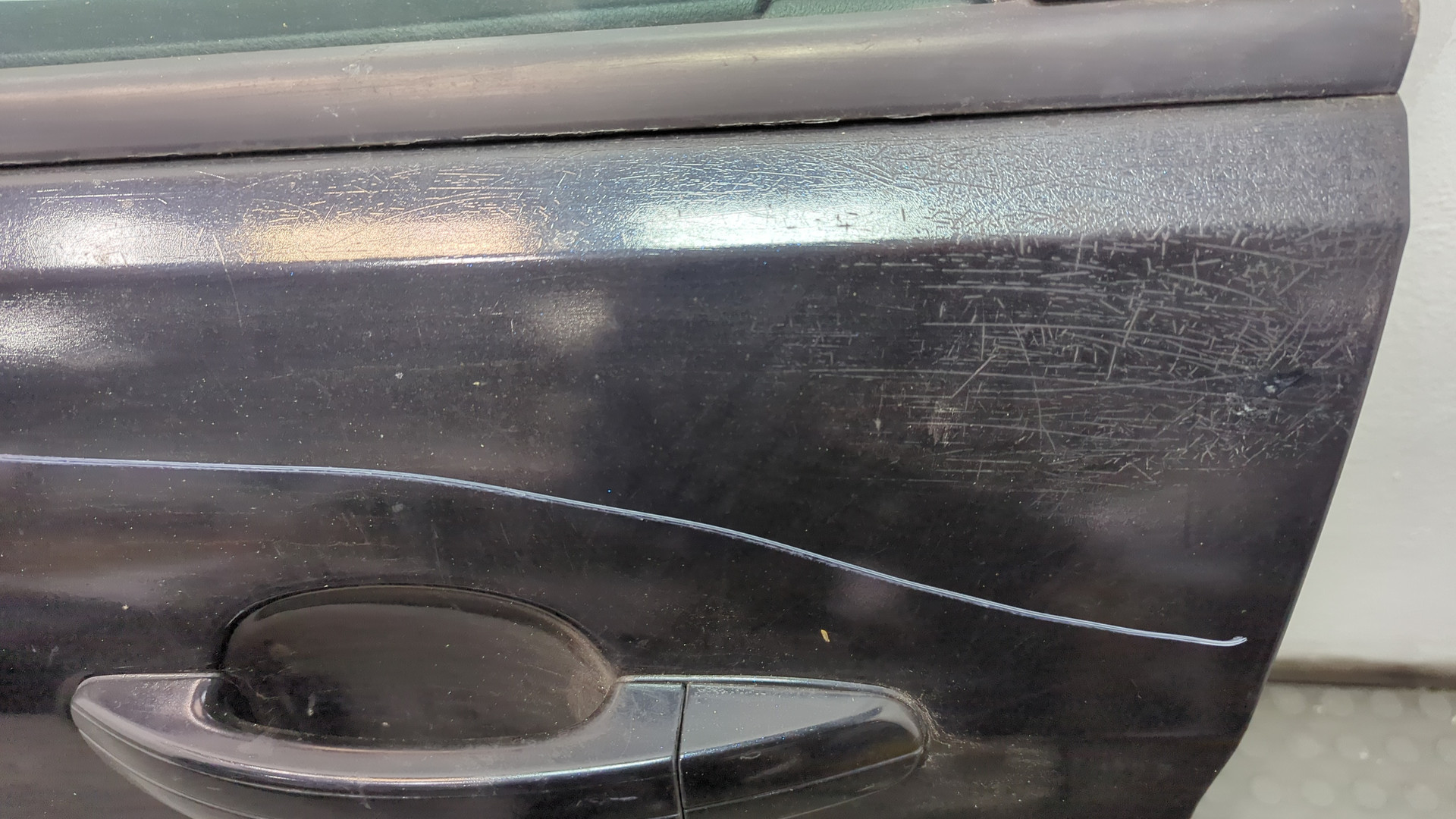 Дверь передняя левая