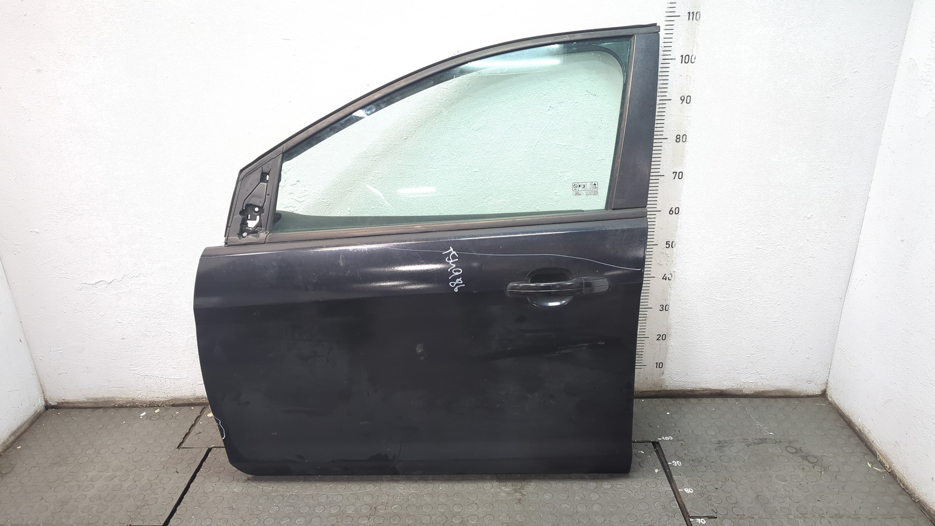 Дверь передняя левая