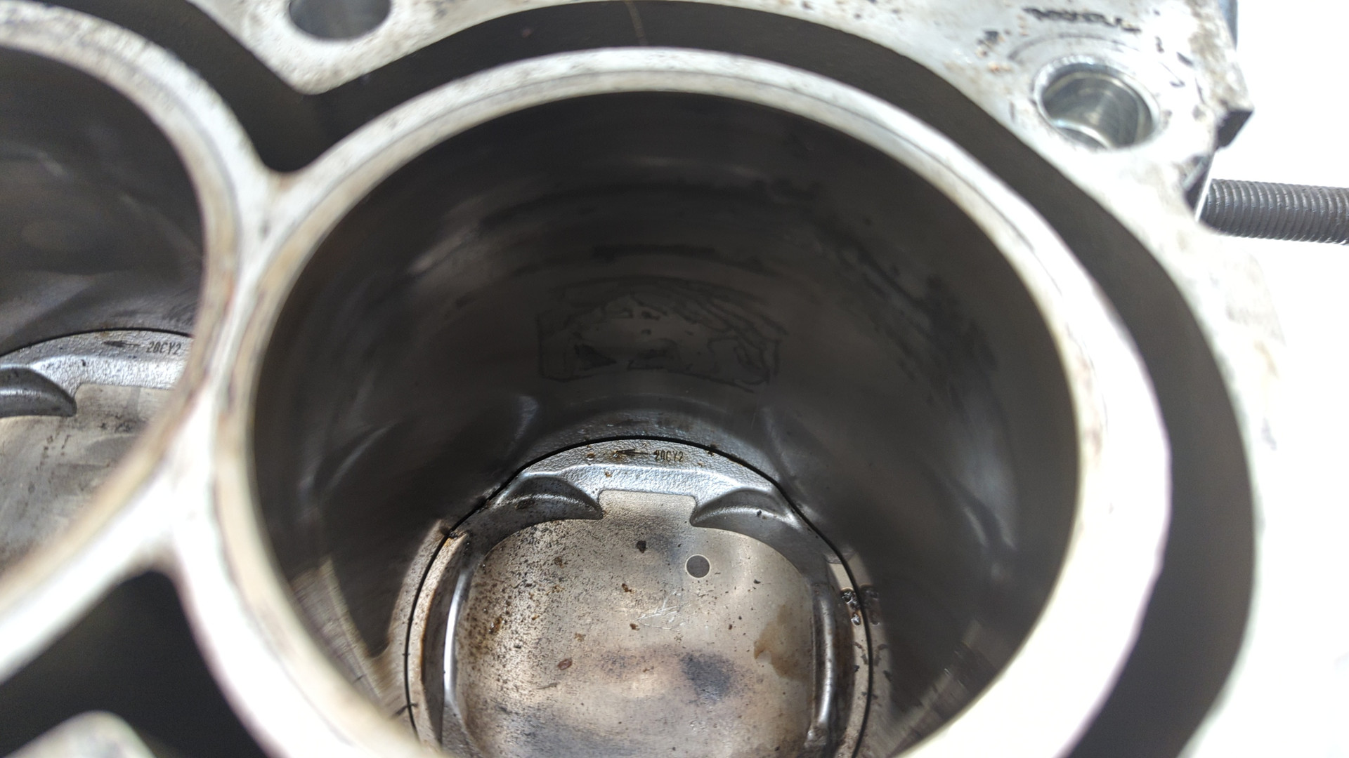 Блок двигателя