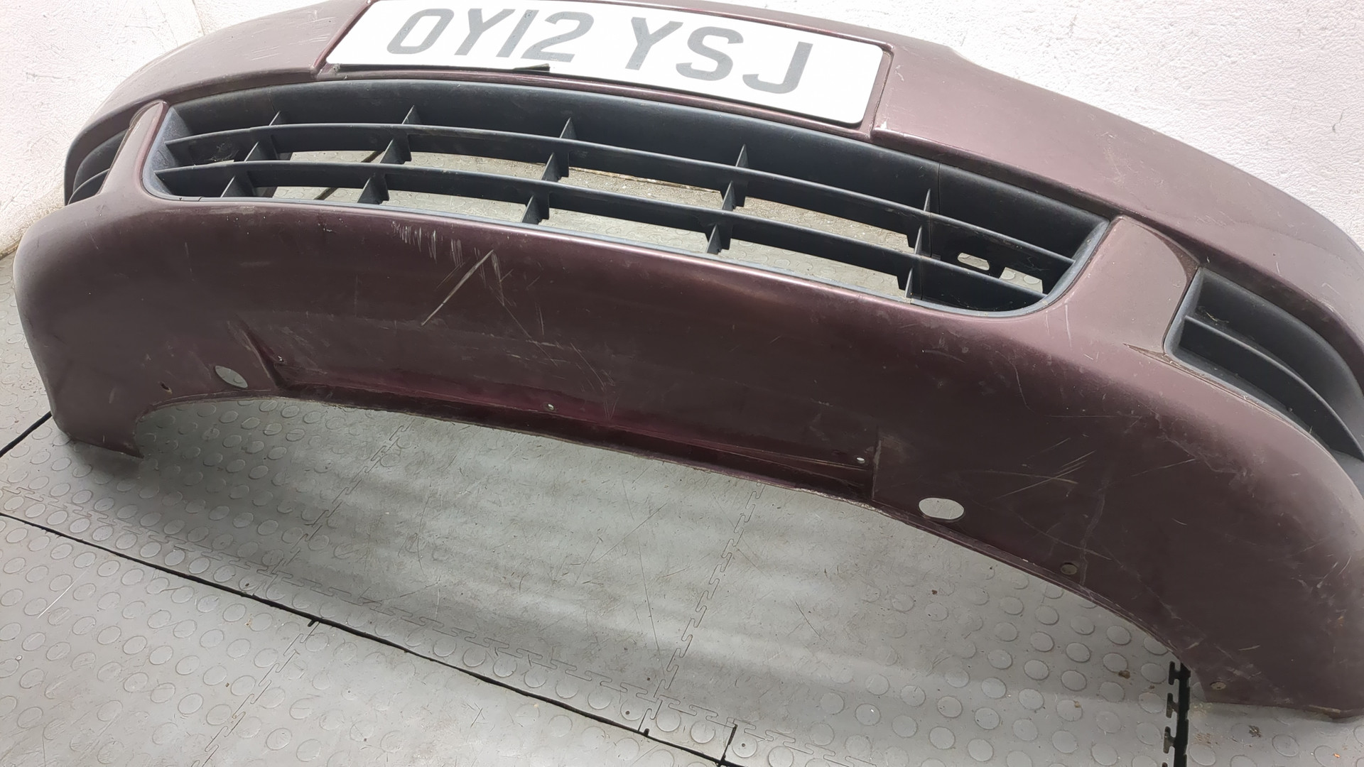 Бампер передний