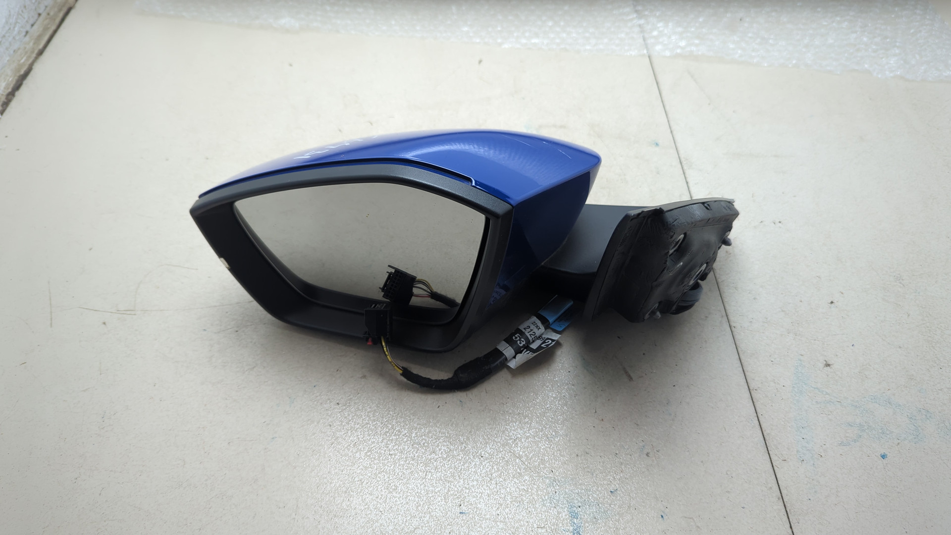 Зеркало левое электрическое