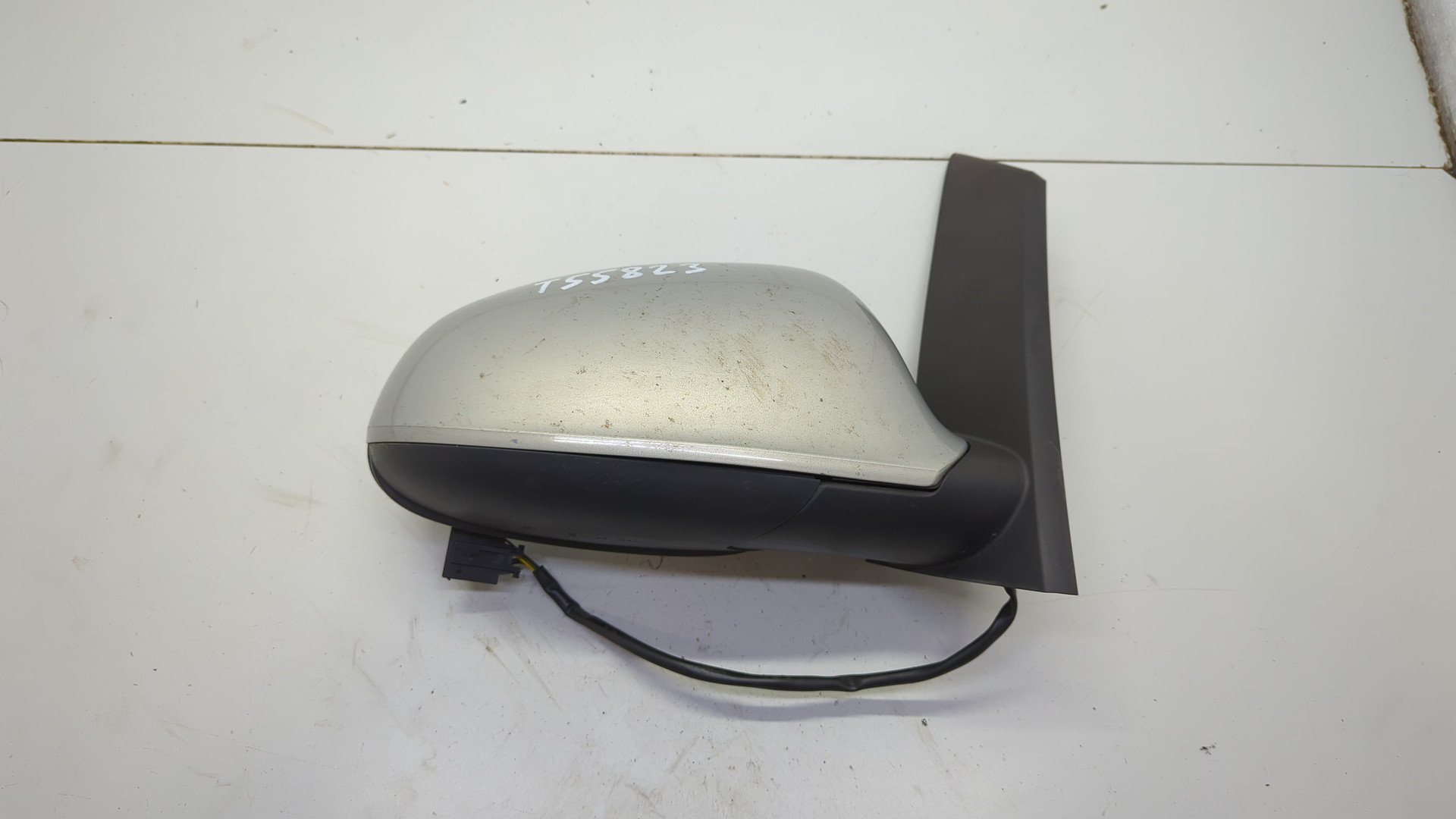 Зеркало правое электрическое