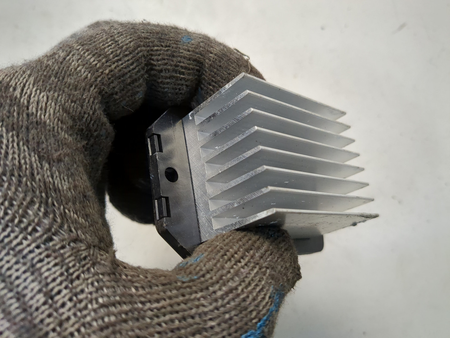 Резистор отопителя