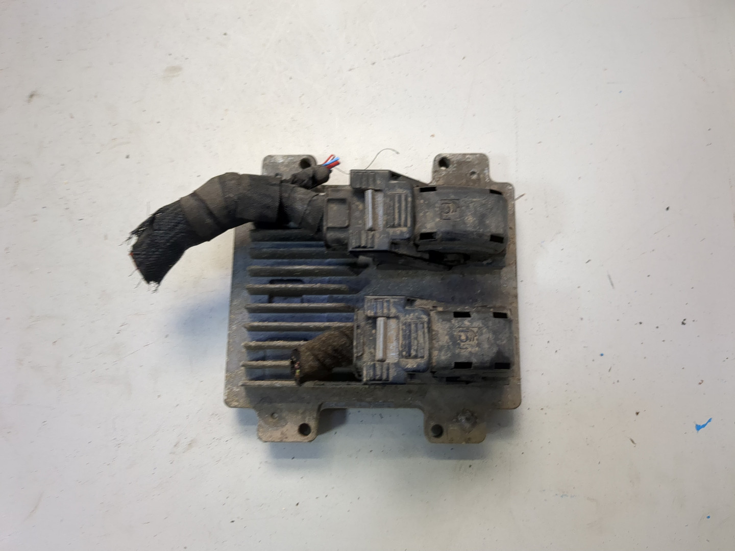 Блок управления двигателем