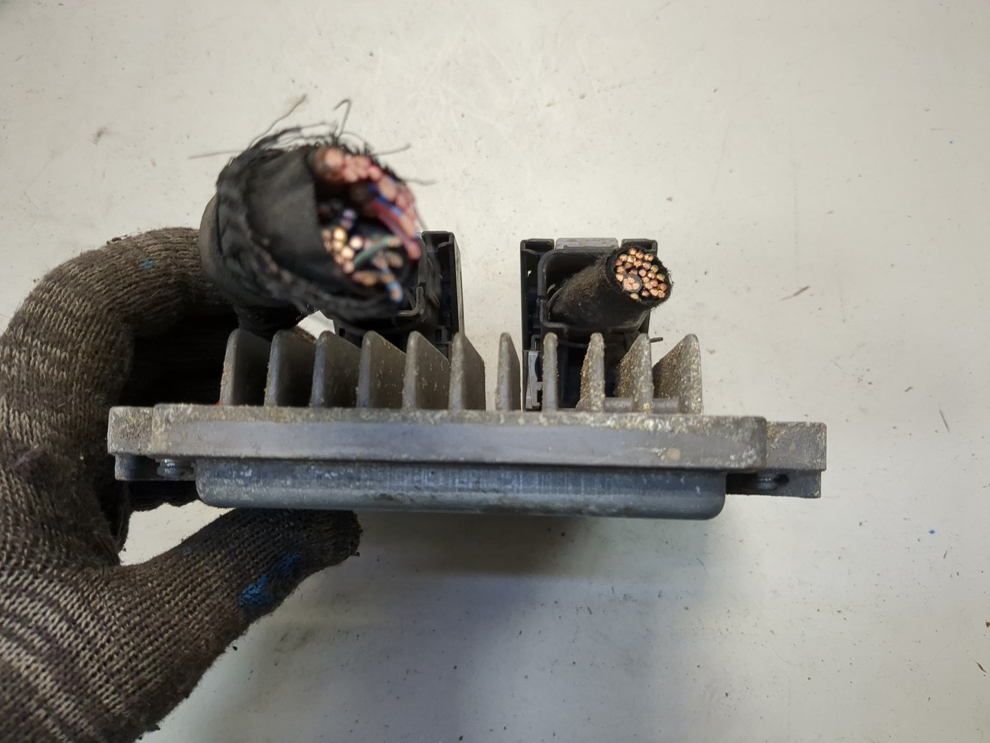 Блок управления двигателем