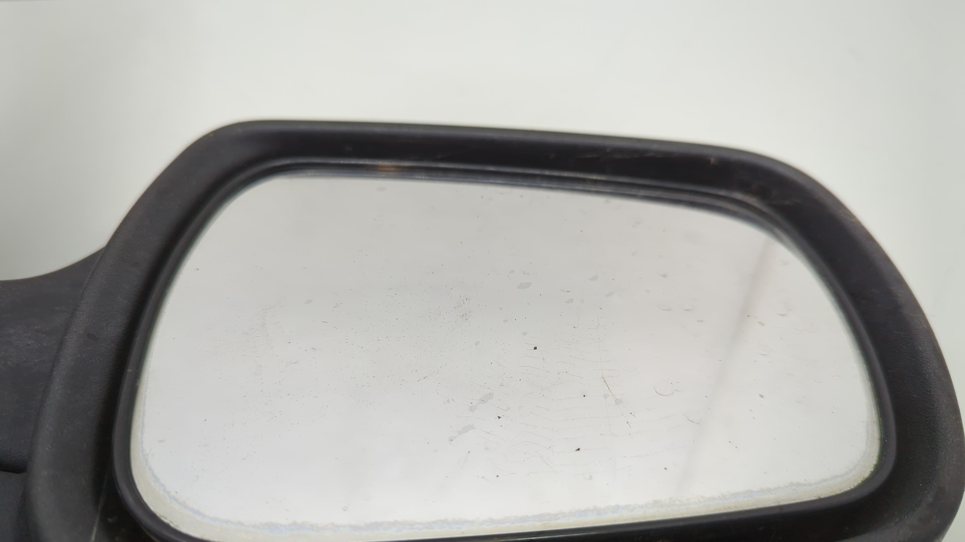 Зеркало правое электрическое