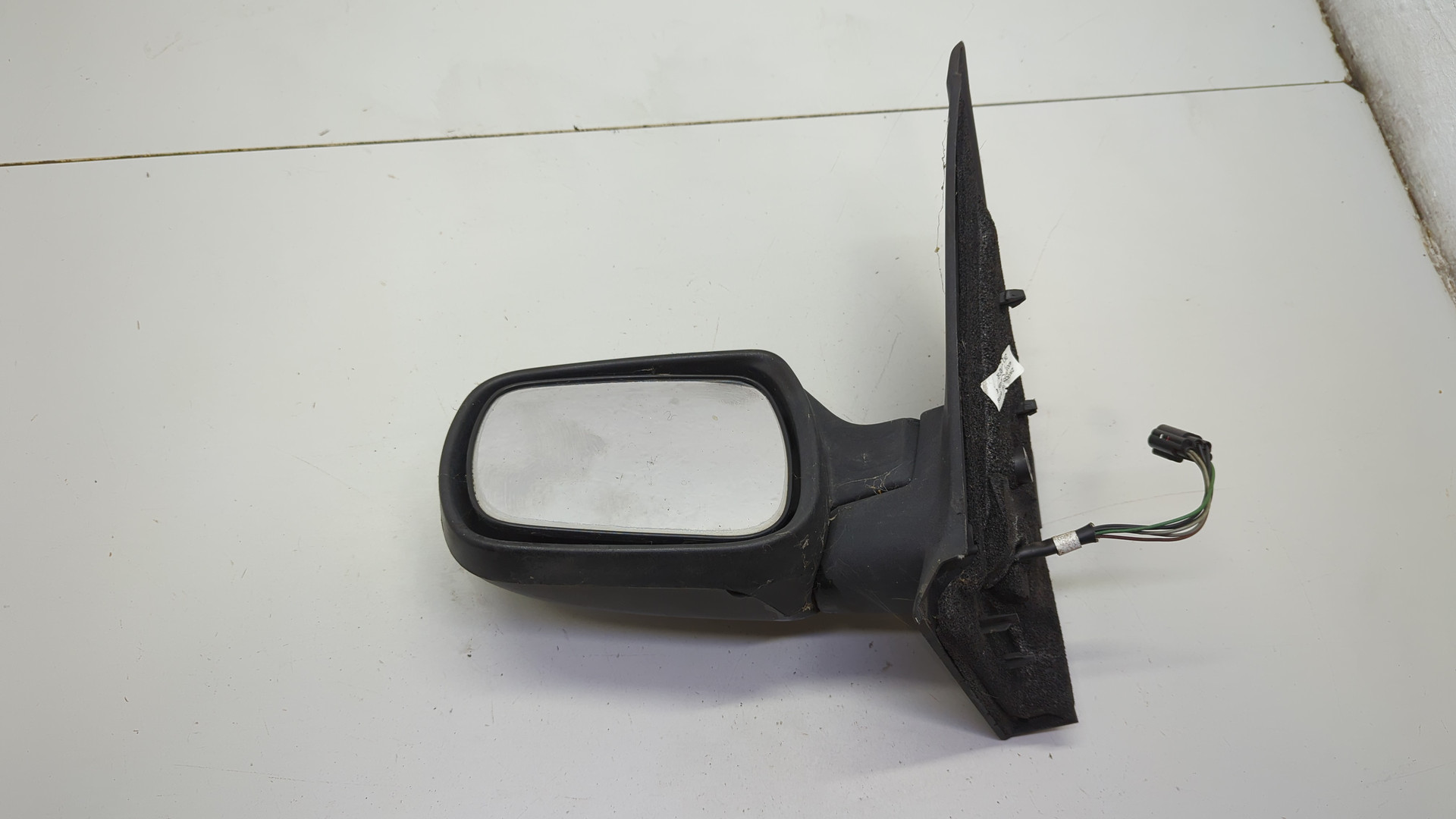 Зеркало левое электрическое