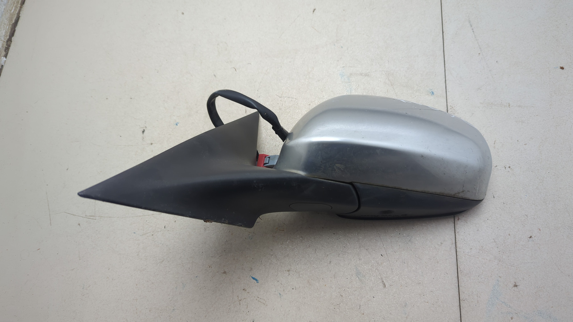 Зеркало левое электрическое