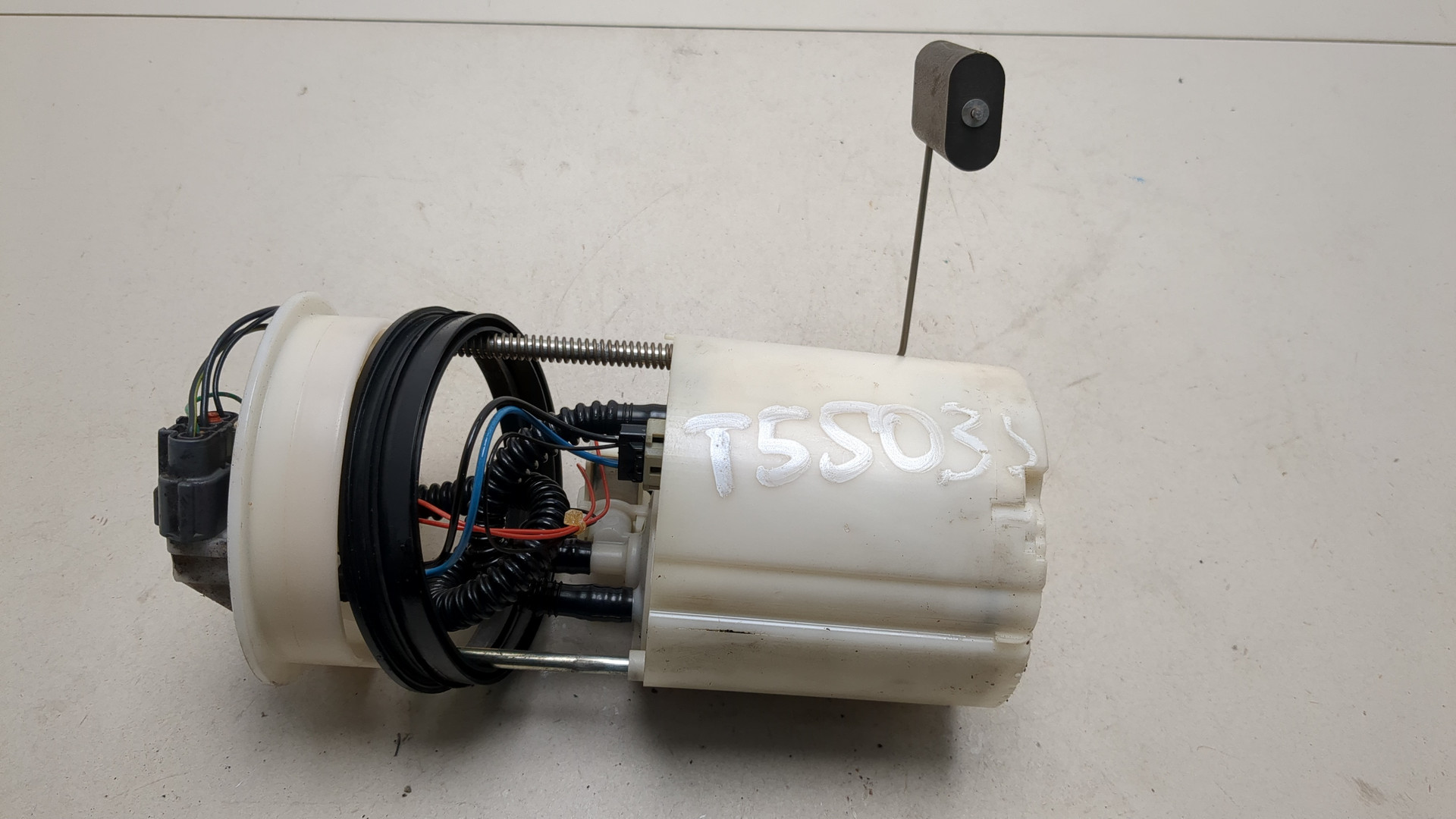 Насос топливный электрический