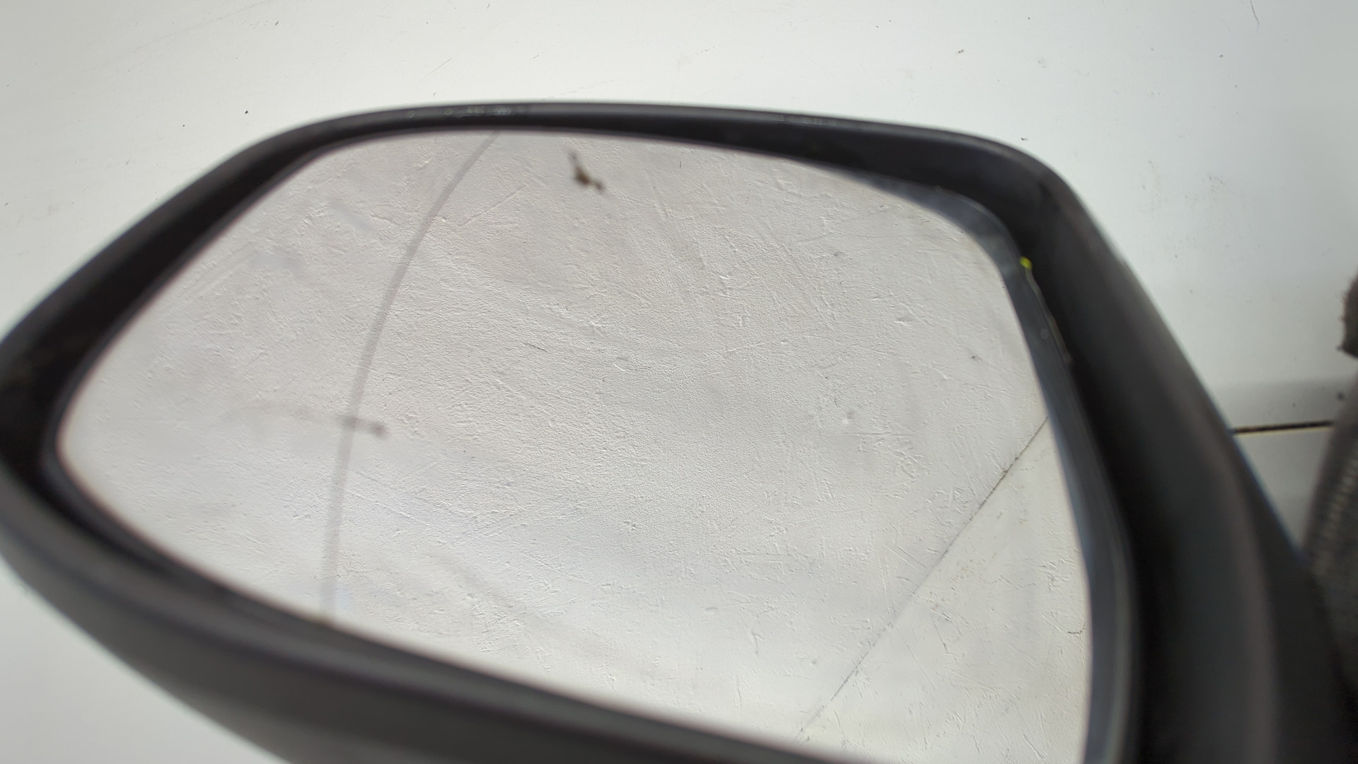 Зеркало левое электрическое