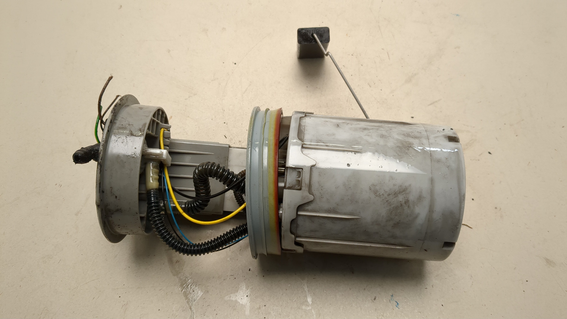 Насос топливный электрический