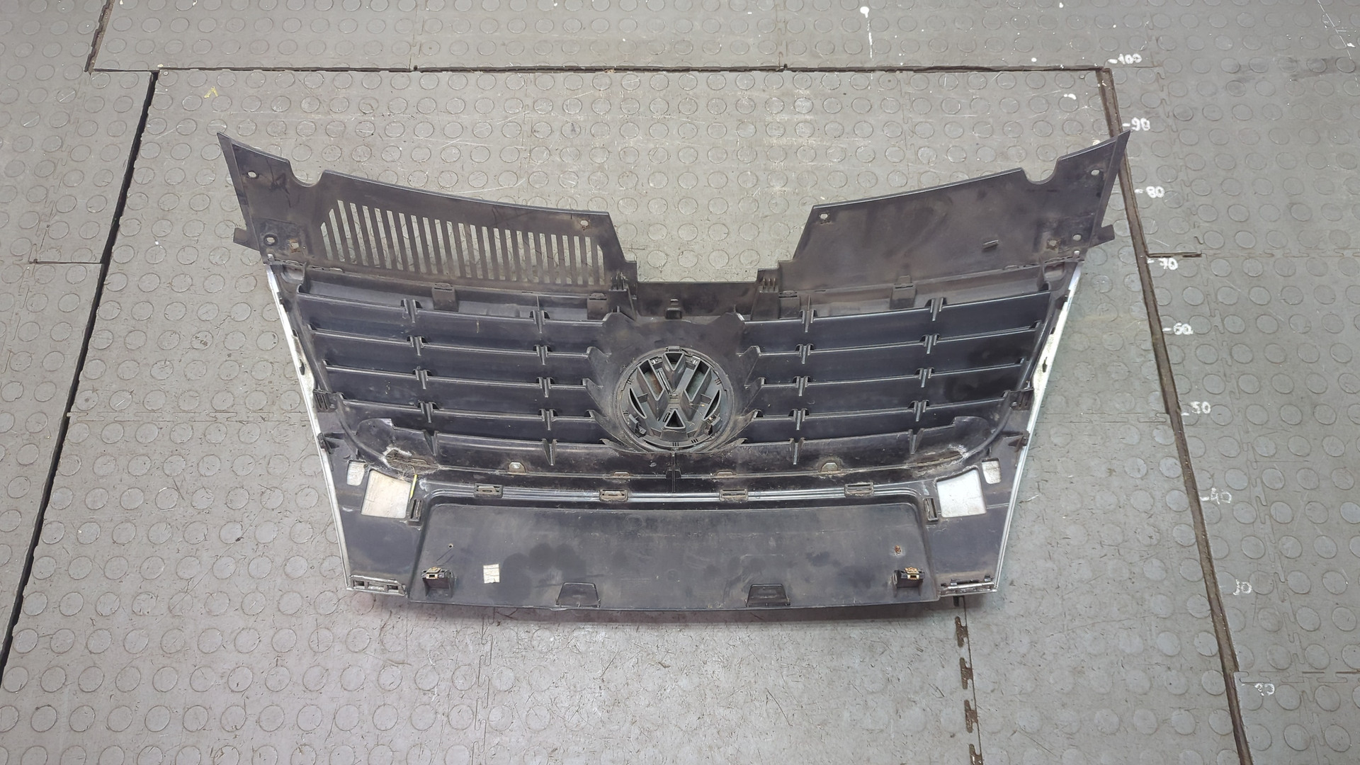 Решетка радиатора