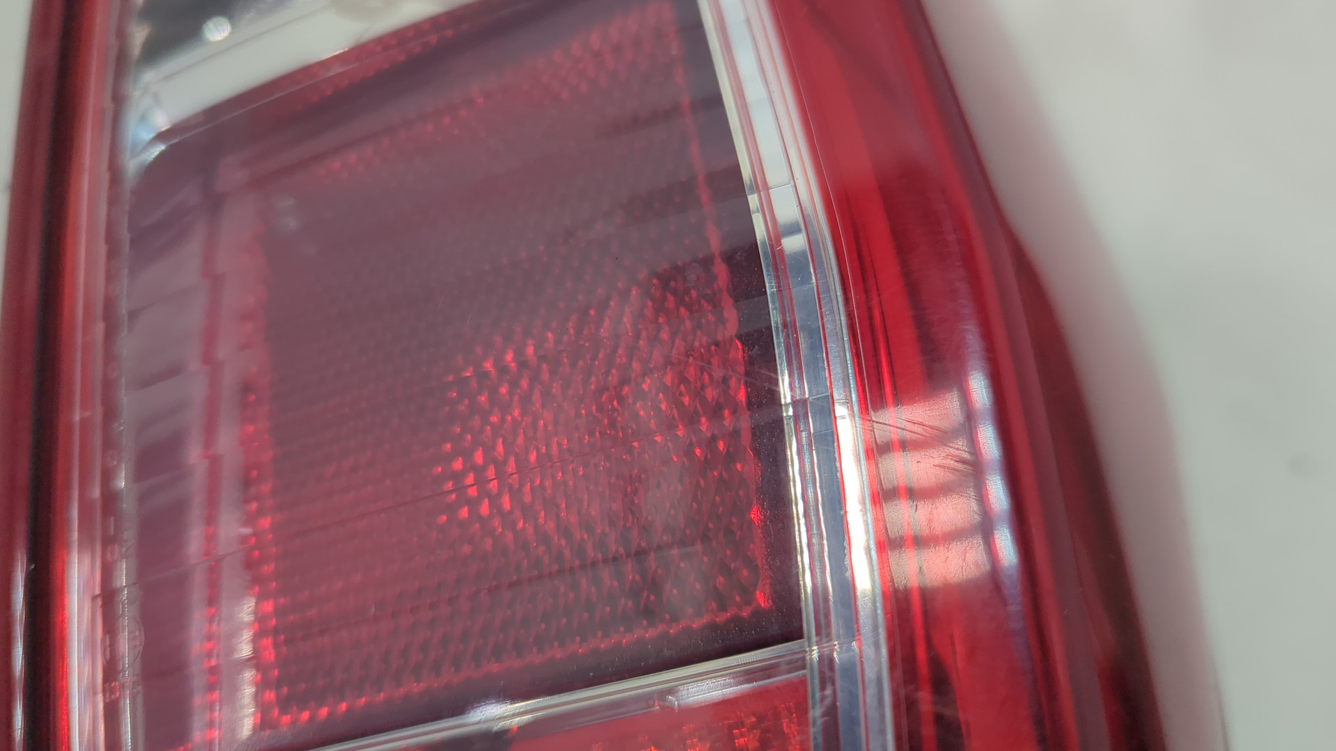 Фонарь задний правый