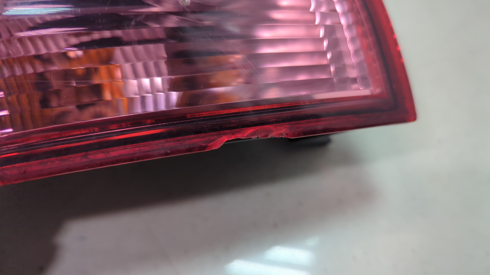 Фонарь задний левый