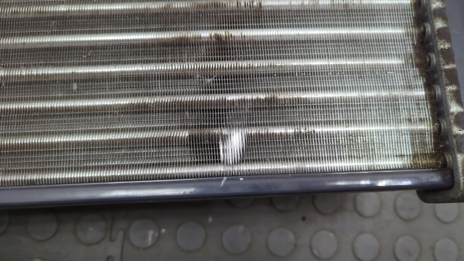 Радиатор охлаждения двигателя основной