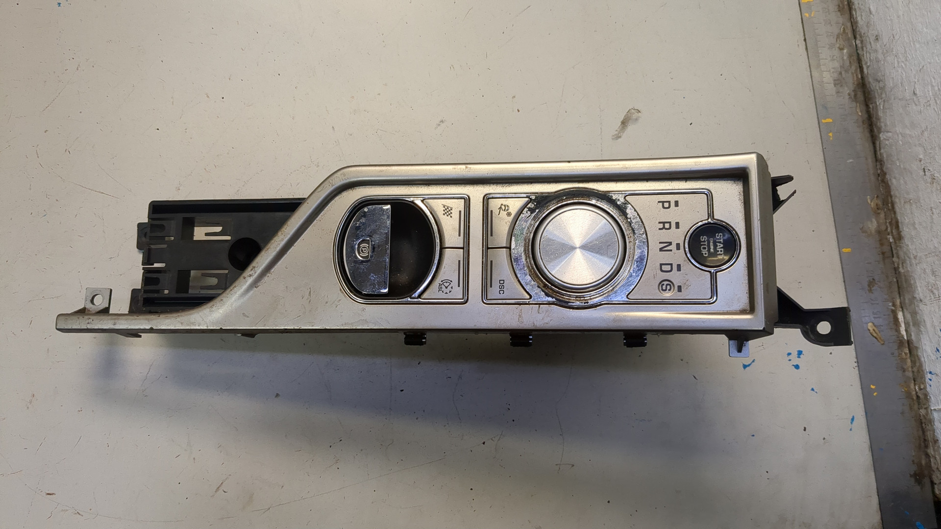 Кулиса МКПП / АКПП