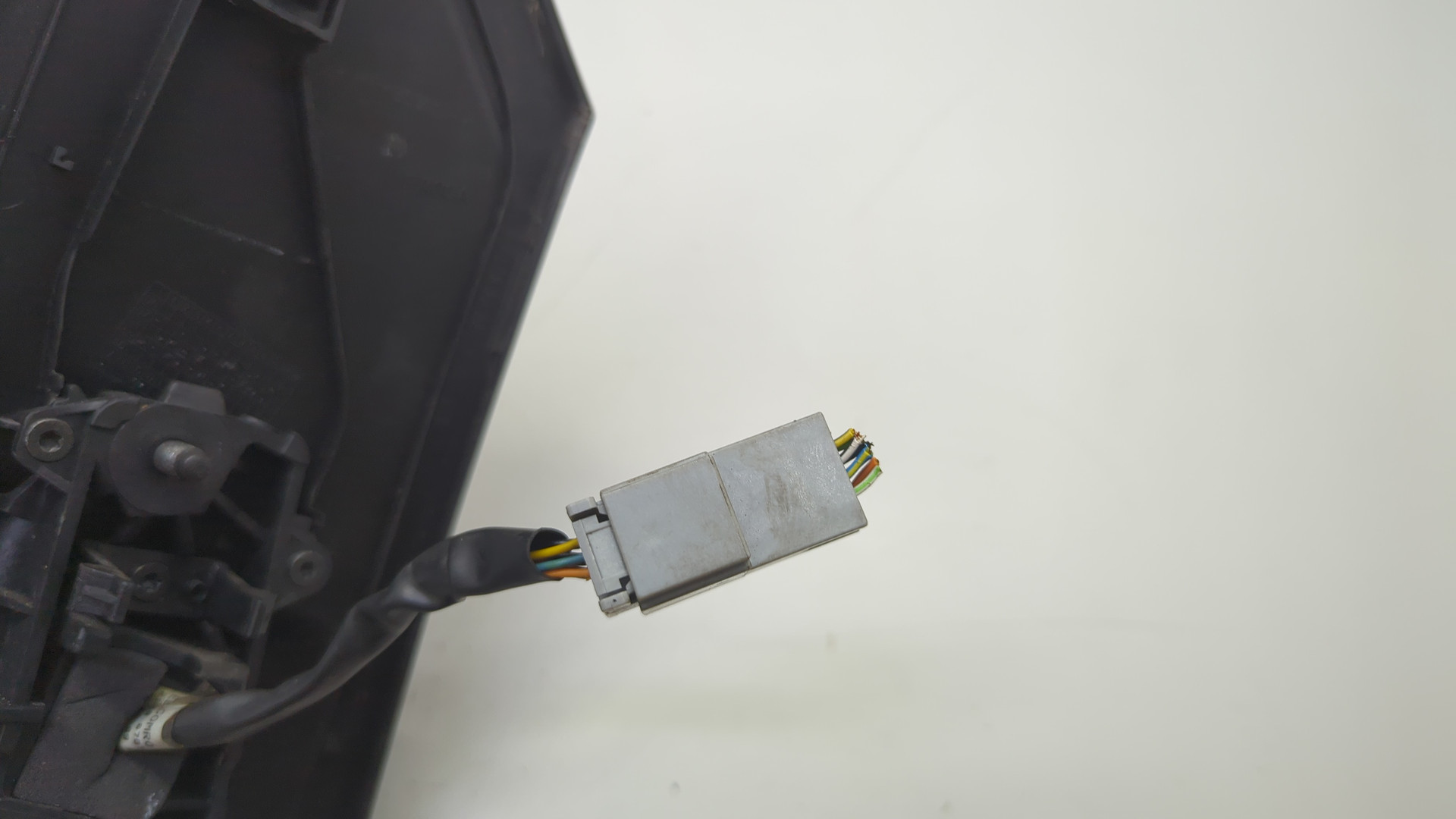 Зеркало левое электрическое