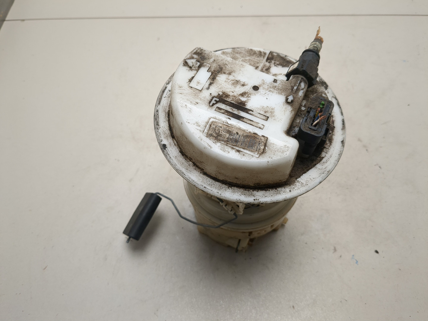 Насос топливный электрический