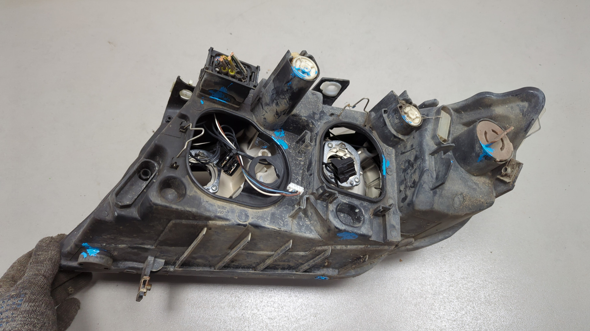 Фара правая