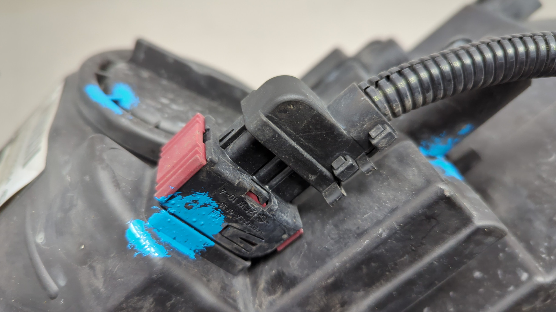 Фара правая