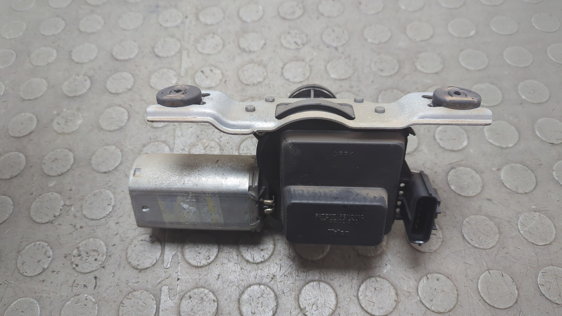 Моторчик стеклоочистителя задний