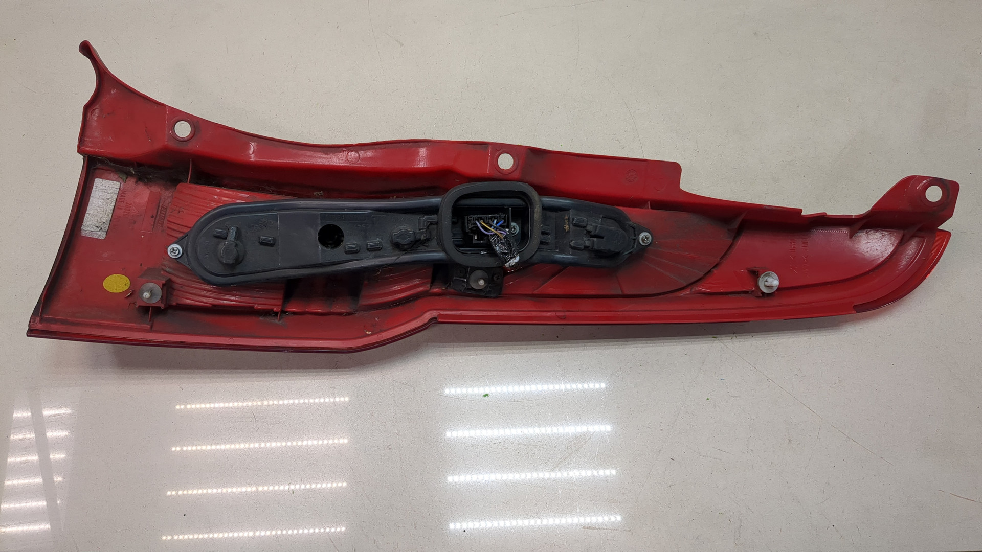 Фонарь задний левый