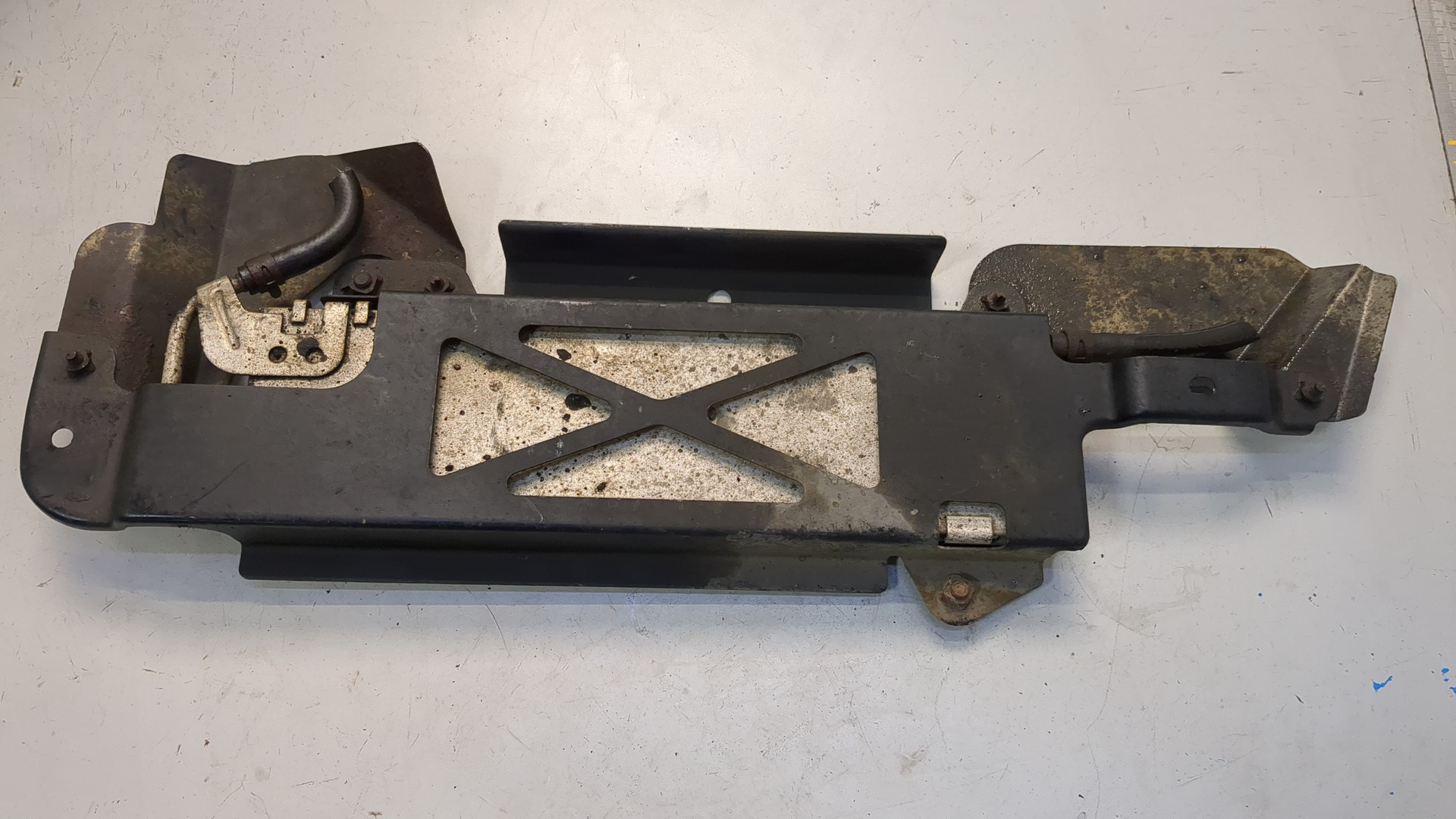 Радиатор охлаждения топлива