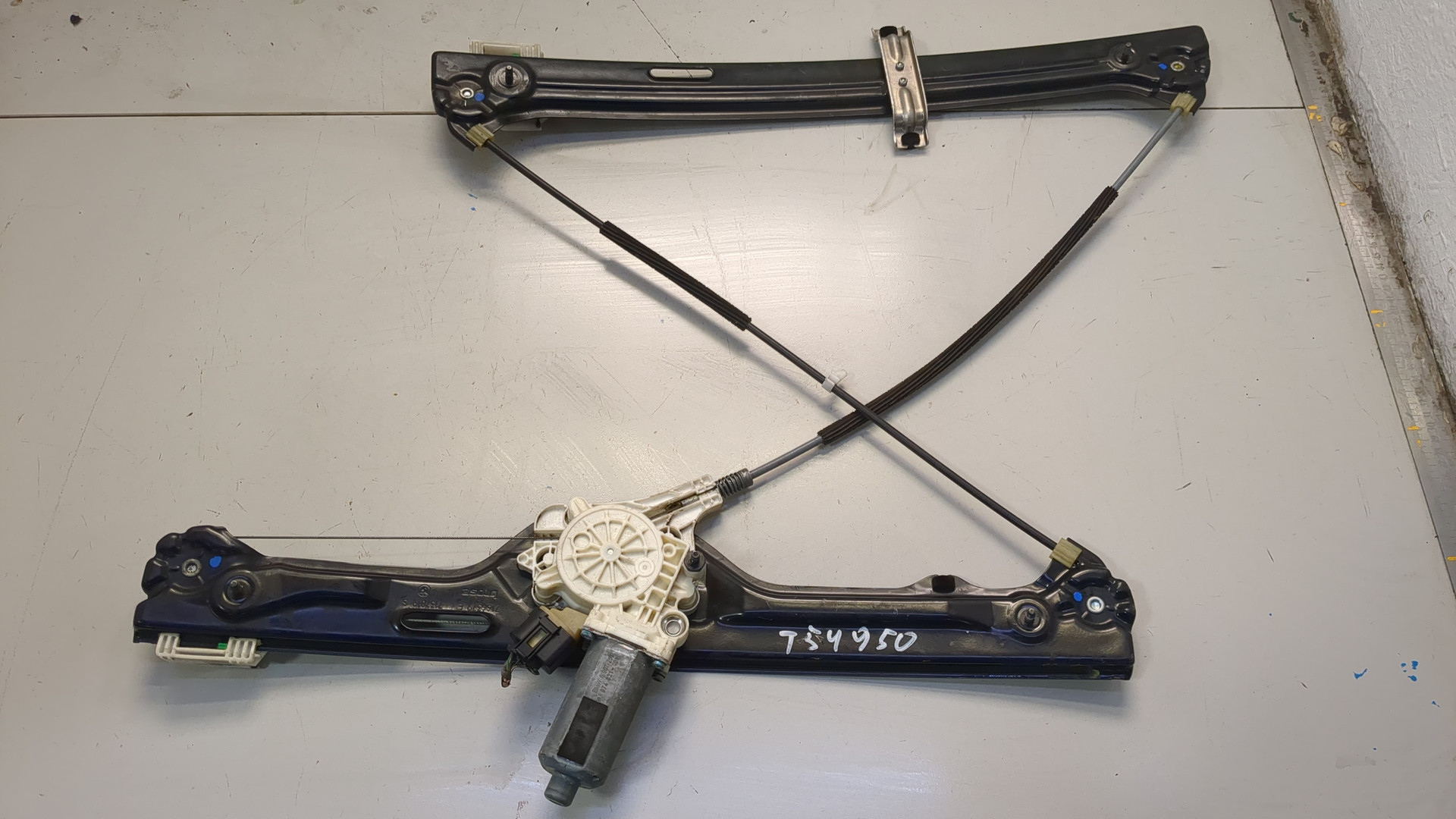 Стеклоподъемник электр. передний левый