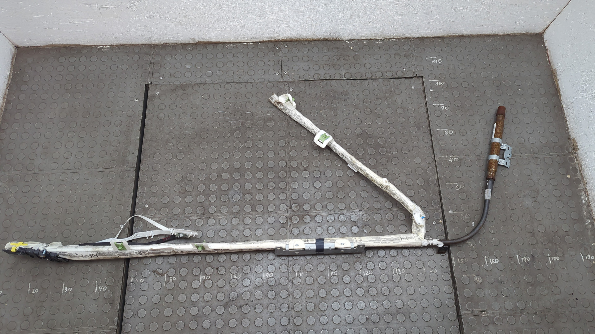 Подушка безопасности боковая (шторка)