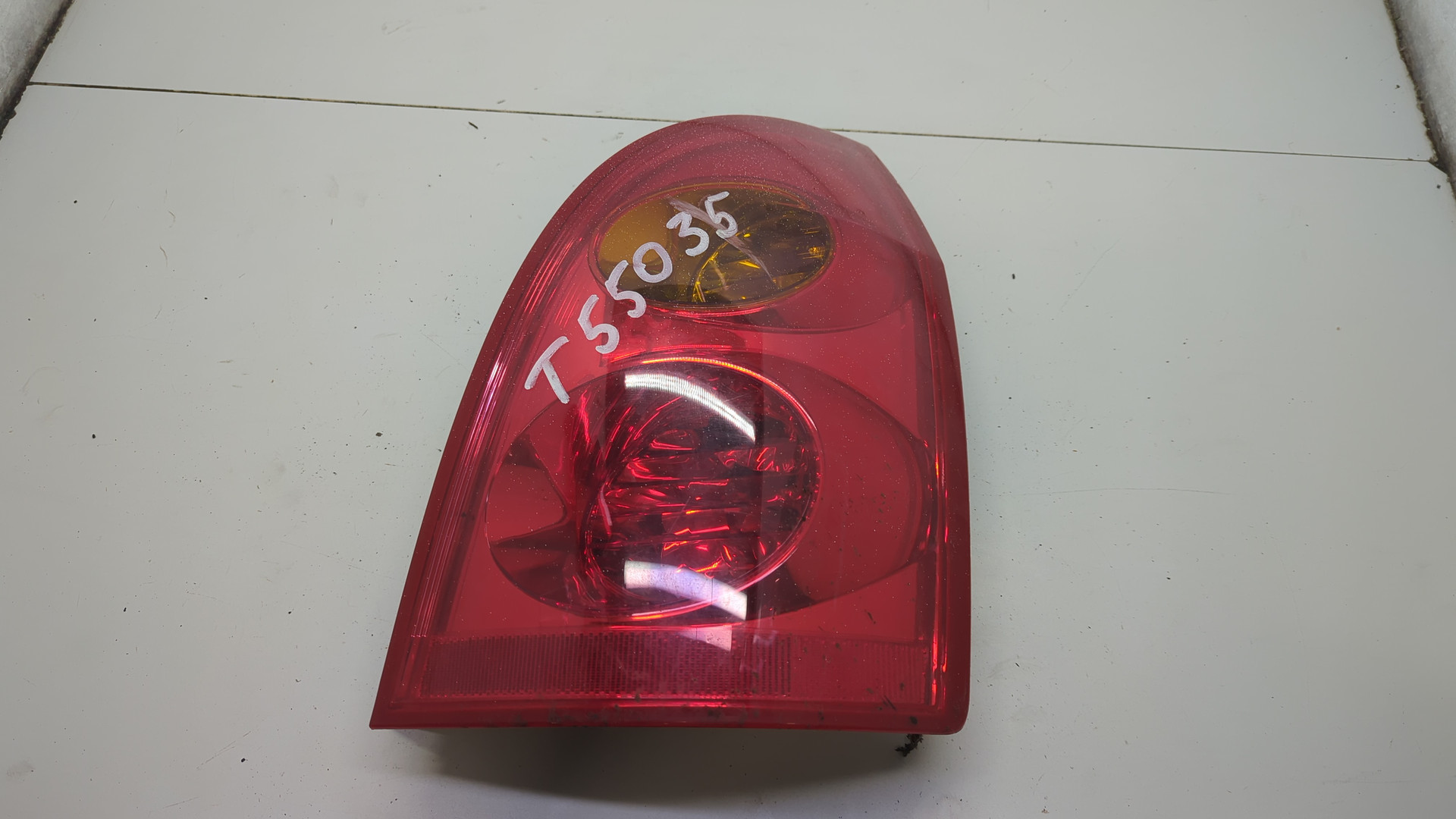 Фонарь задний правый