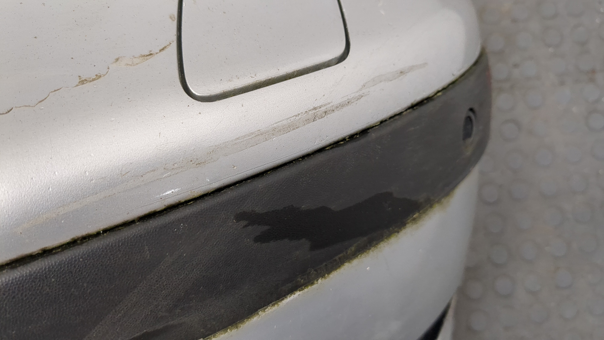 Бампер передний