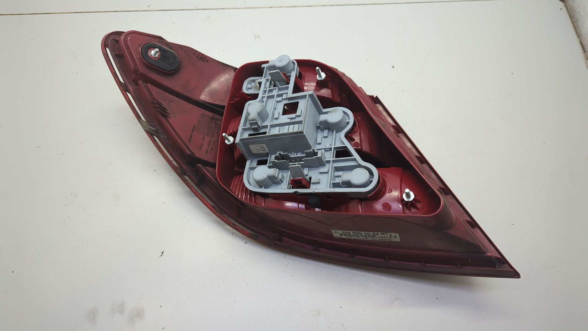 Фонарь задний правый