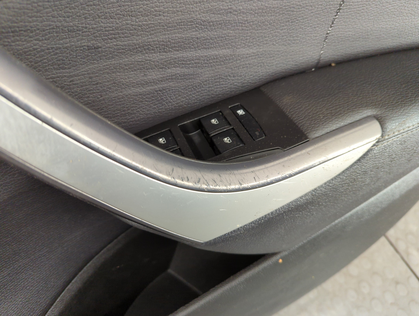 Дверь передняя правая