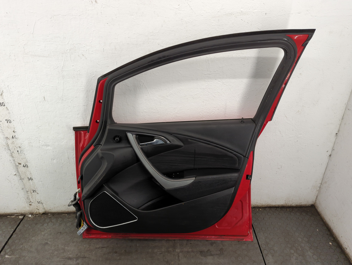 Дверь передняя правая