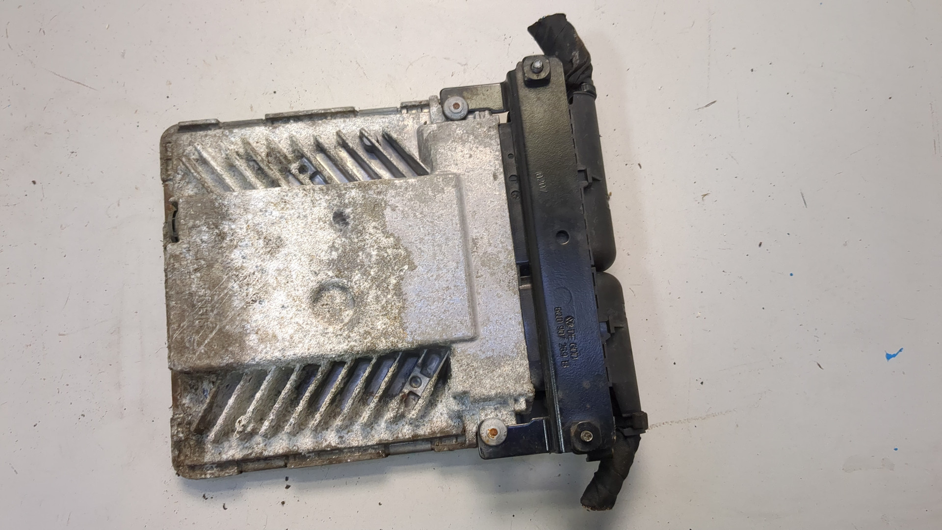 Блок управления двигателем